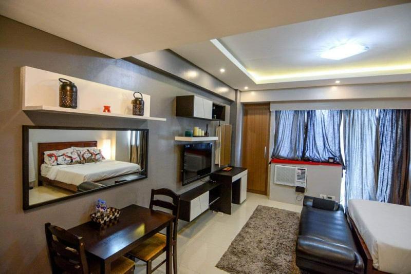 Palm Tree Villas Pasay Buitenkant foto