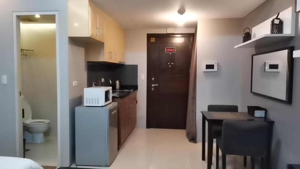 Palm Tree Villas Pasay Buitenkant foto