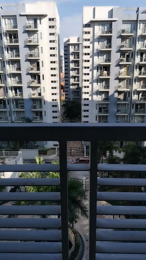 Palm Tree Villas Pasay Buitenkant foto