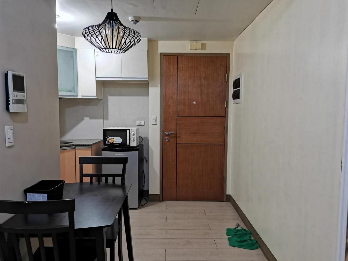 Palm Tree Villas Pasay Buitenkant foto