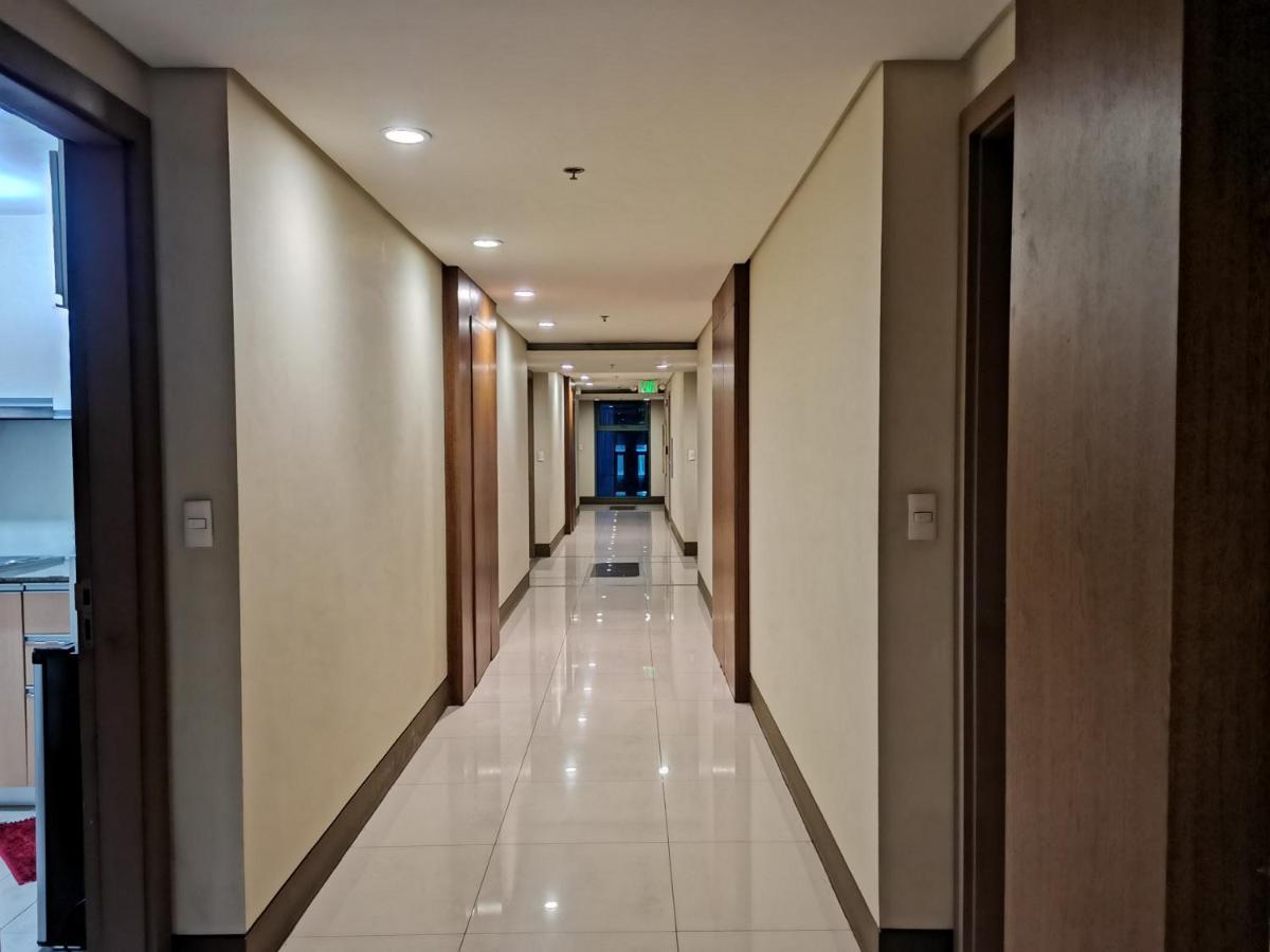 Palm Tree Villas Pasay Buitenkant foto