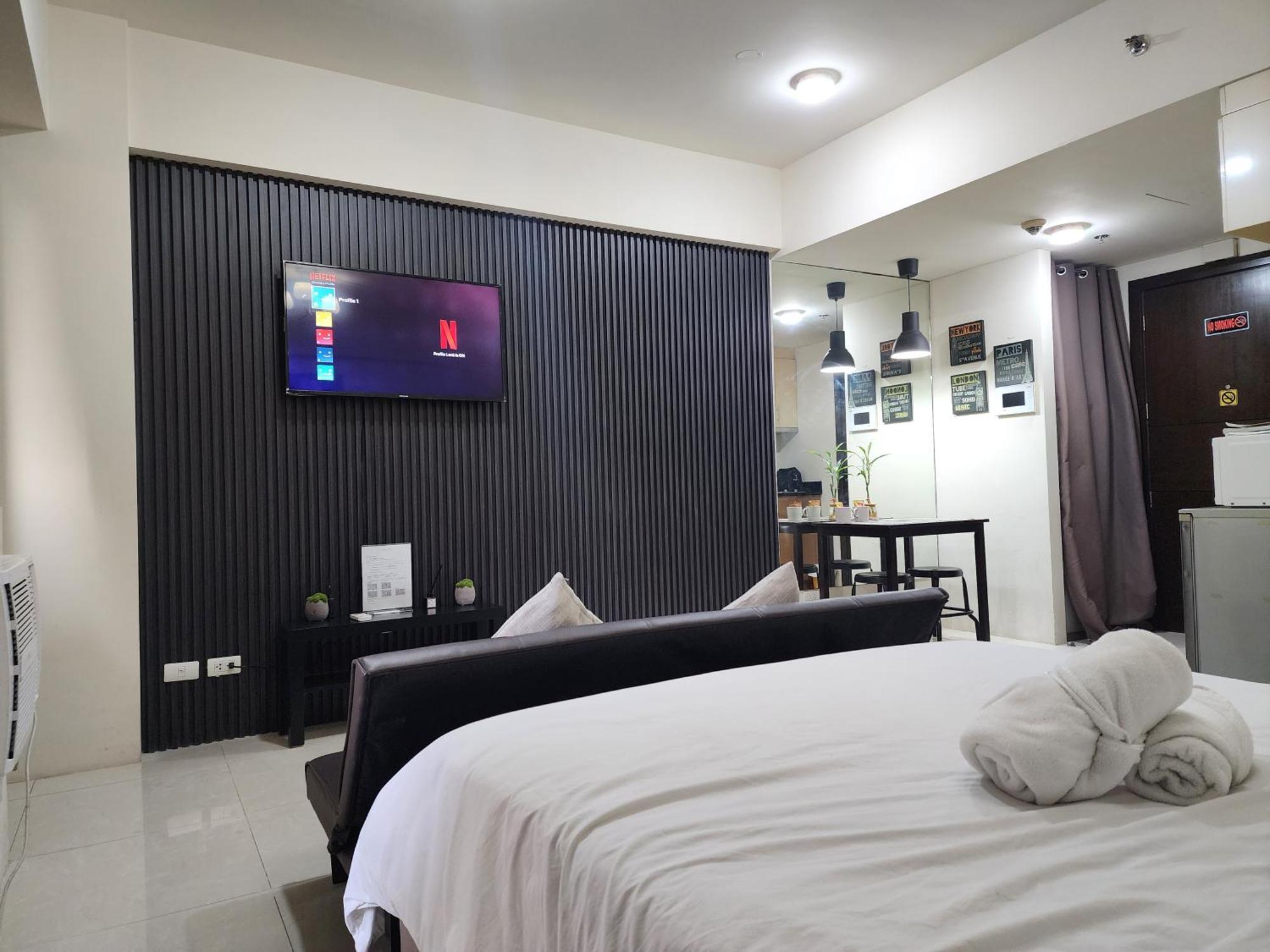Palm Tree Villas Pasay Buitenkant foto