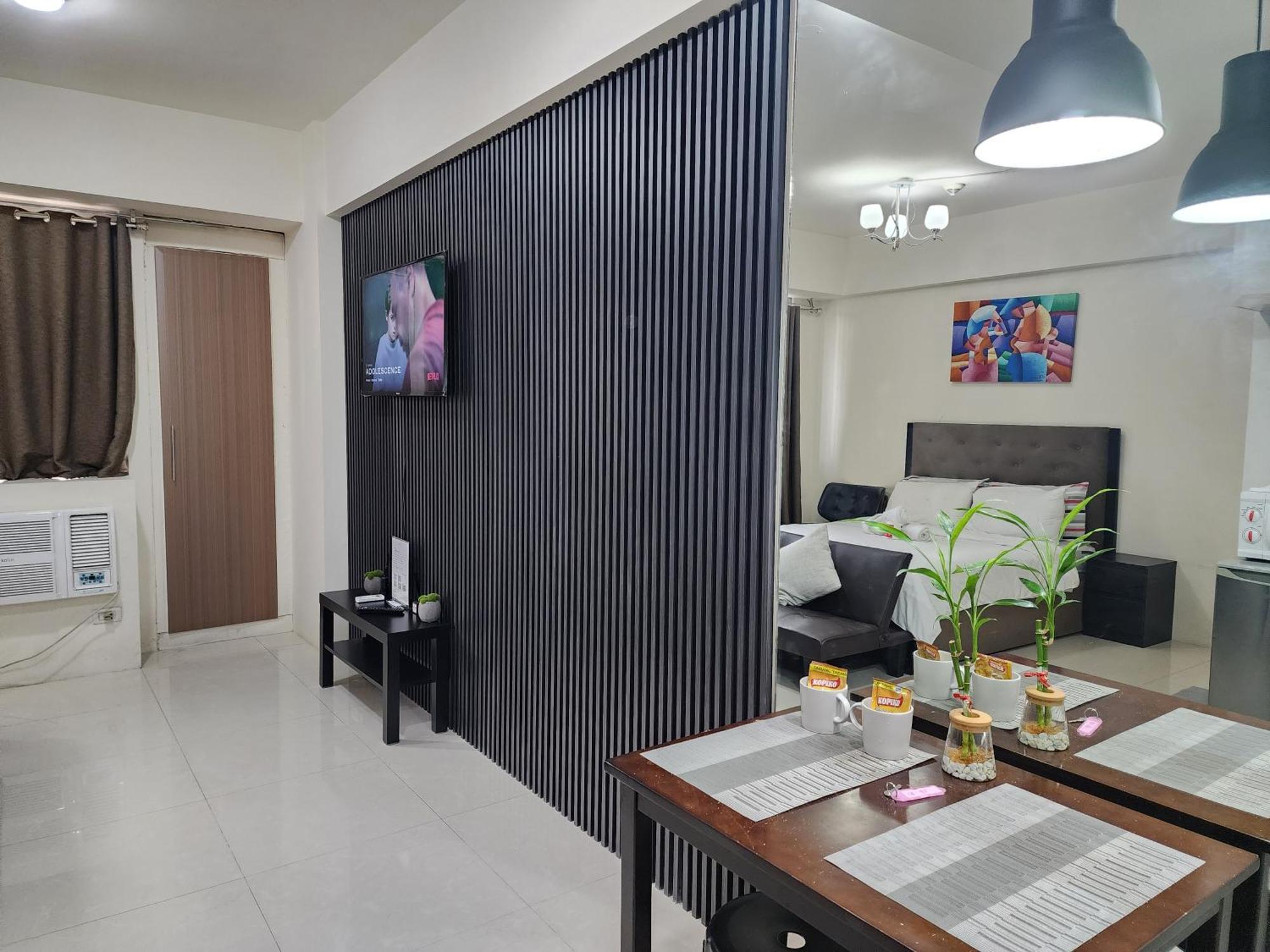 Palm Tree Villas Pasay Buitenkant foto